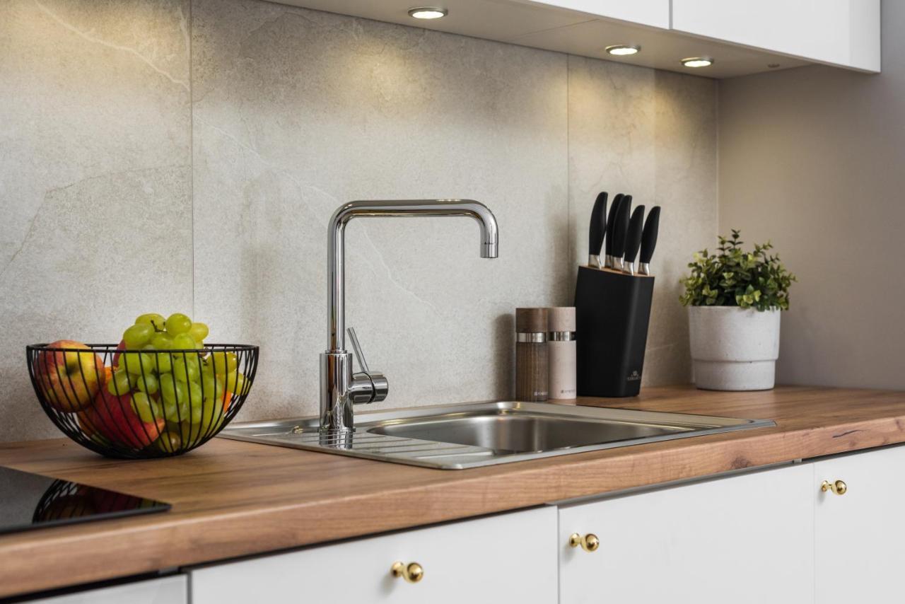 Wielopole17 Miro Apartment With Ac كراكوفيا المظهر الخارجي الصورة